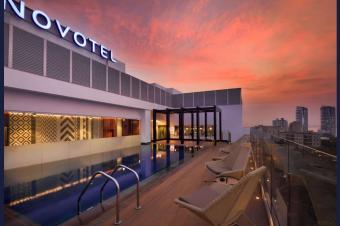 GS13IMMO SARL met  la disposition de Tous la vente de  cette vaste parcelle CGombe Zone A Rf Novotel. Surface 2.450Mtres carrs. Prix 6.500.000  discuter.  vous.
